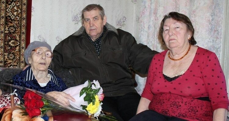 Путин поздравил 105-летнюю жительницу Минвод с днем рождения