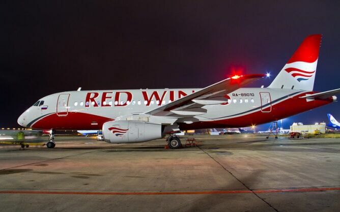 В самолёте Red Wings после взлета начался пожар
