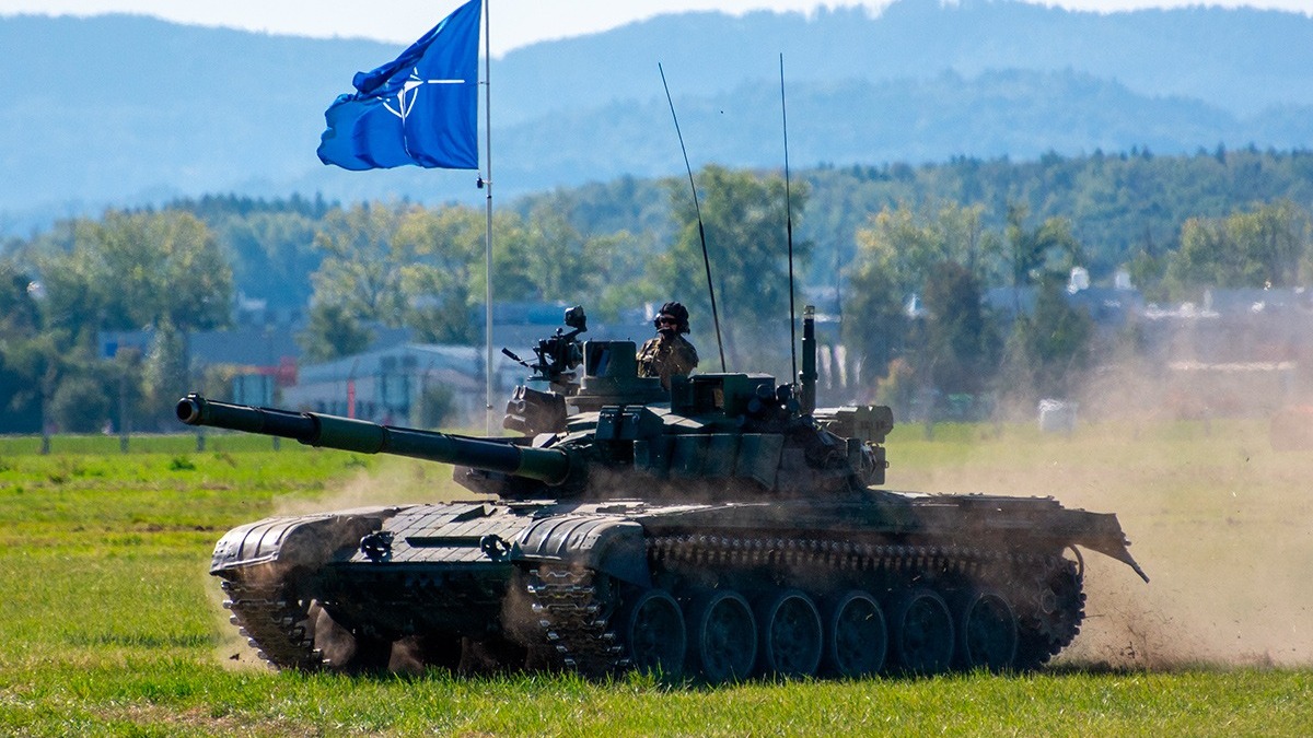 Россия как главная угроза: стали известны некоторые детали секретной стратегии НАТО