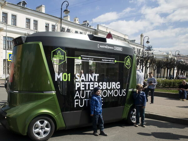 Российский беспилотный автобус назвали «MatrЁshka»