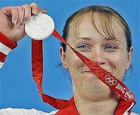 Российская тяжелоатлетка взяла «серебро»
