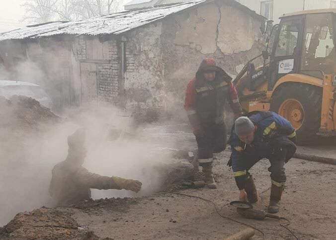 В Хакасии сотни человек остались без отопления из-за порыва трубы