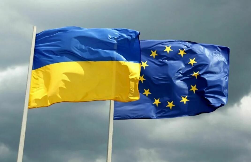 Франция, Германия и Нидерланды выступили за вступление Украины в Евросоюз