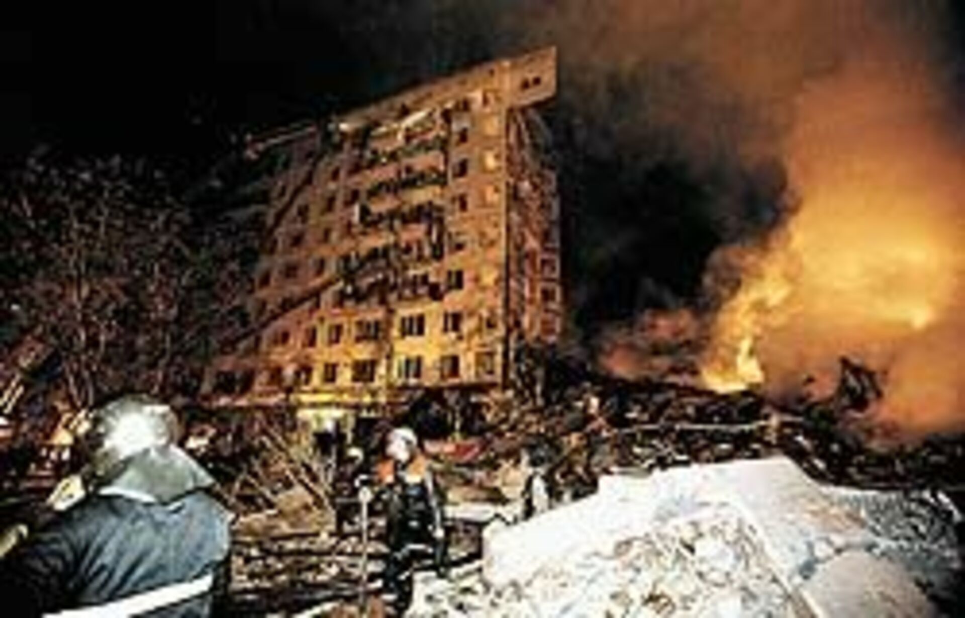 Теракт в москве каширская. Каширское шоссе теракт 1999. Взрывы на каширке и Гурьянова 1999. 13 Сентября 1999 Каширское шоссе.