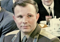 Друг Юрия Гагарина высказался против перезахоронения космонавта