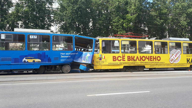 Опыт движения трамвая без вагоновожатого в Екатеринбурге оказался неудачным
