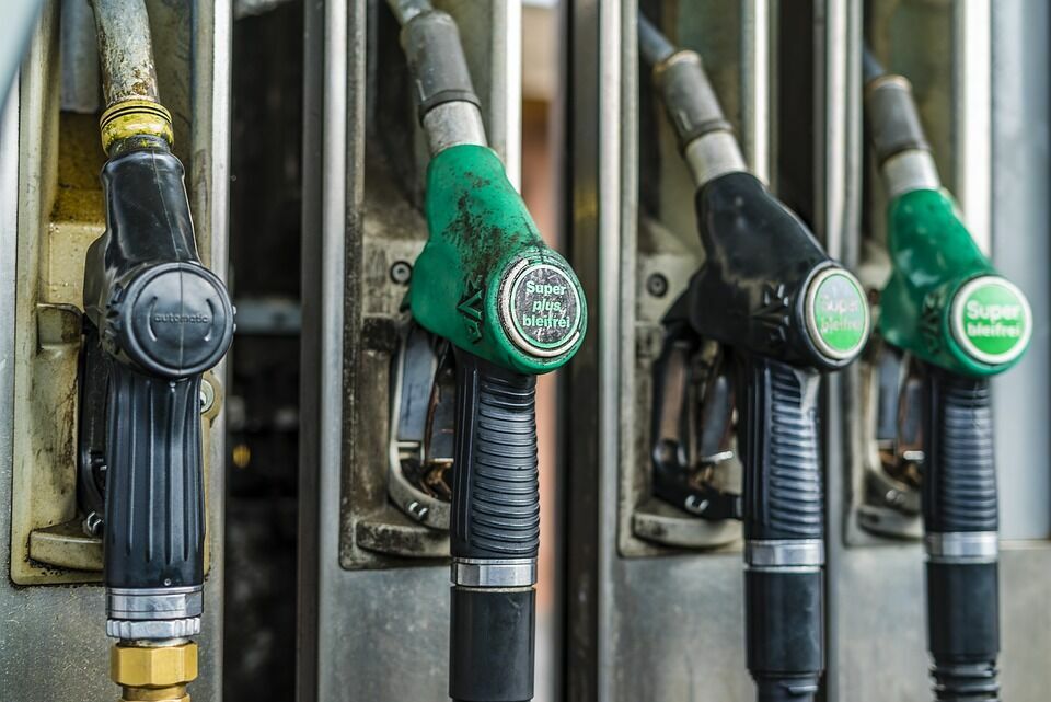 Независимые АЗС предупредили о дальнейшем росте цен на бензин
