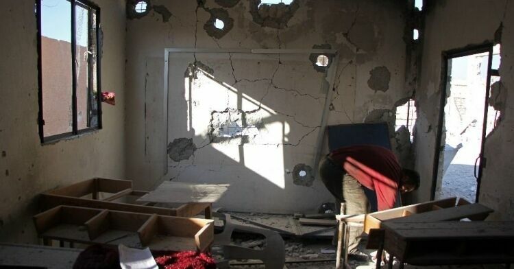 В результате авиаудара по школе в Сирии погибли 22 ребенка и шесть учителей