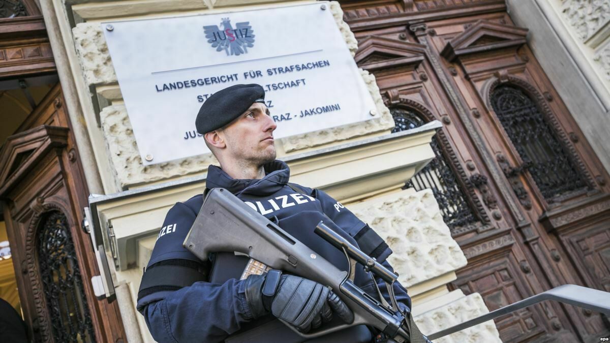 В Австрии приговорили к тюрьме планировавших теракт чеченцев