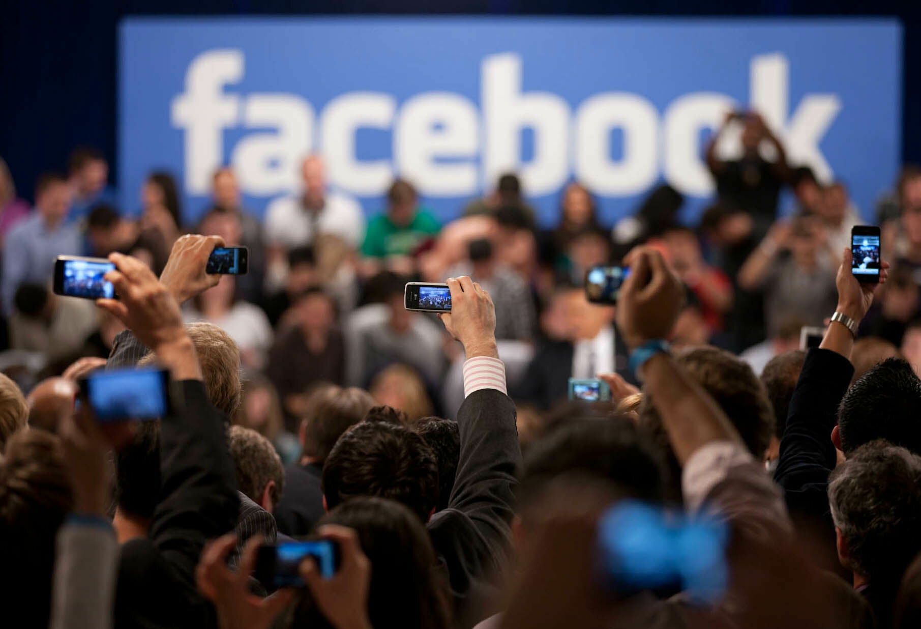 Facebook не смог оспорить штраф на 26 млн руб. за отказ удалять запрещенный контент