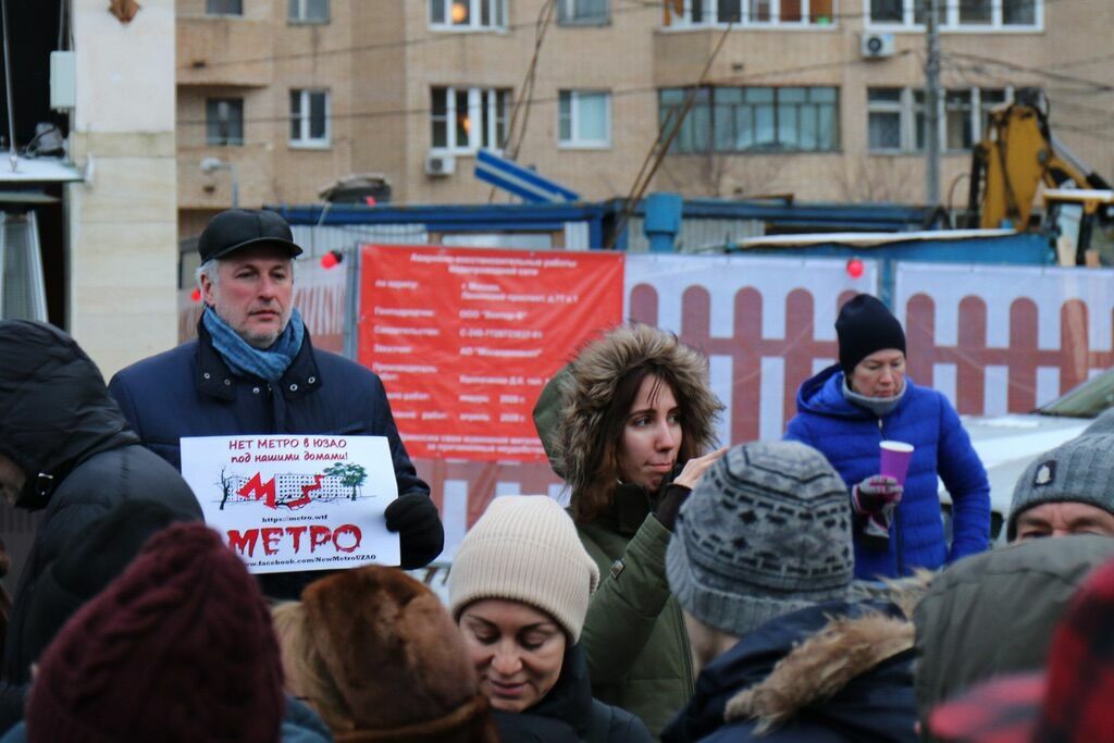 Противники незаконных строек репетируют перекрытие Ленинского проспекта