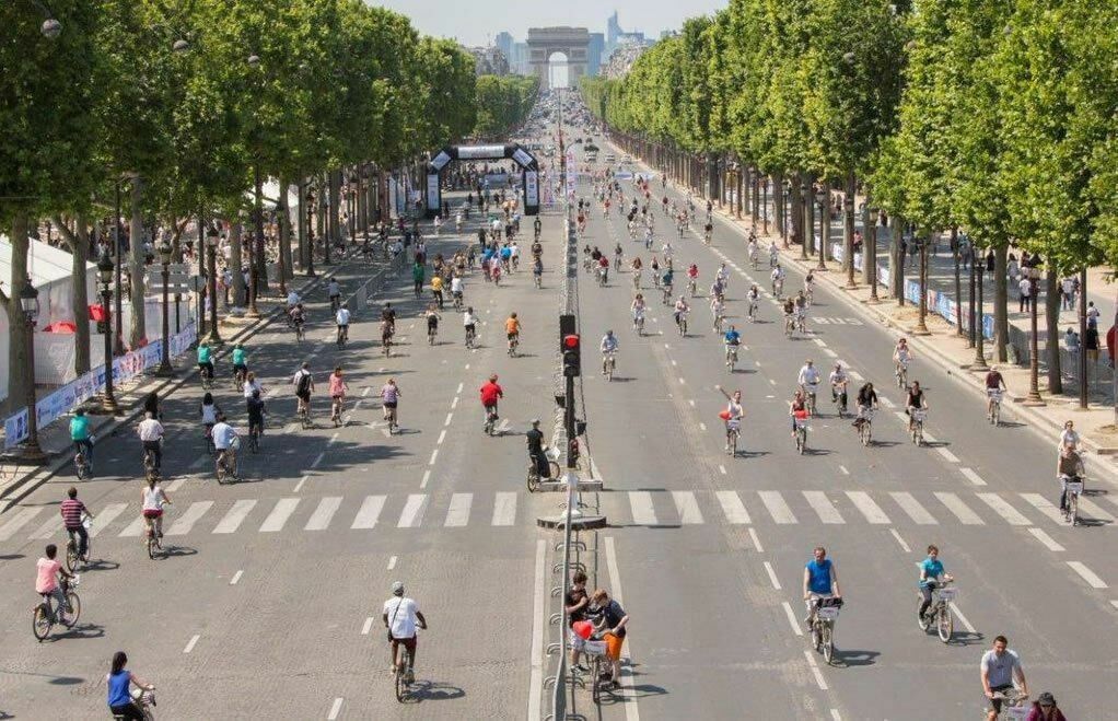 В Париже на один день запретили машины