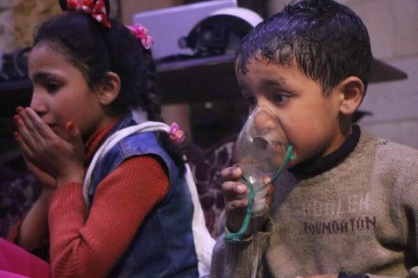 Би-Би-Си показало детей - жертв химической атаки в Сирии