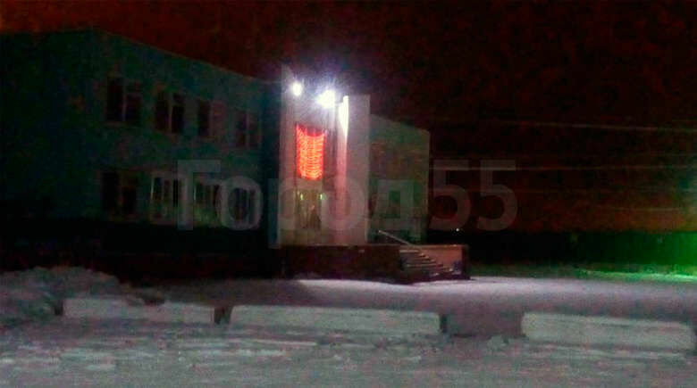 ФотКа дня: вот такая новогодняя иллюминация в сибирском посёлке