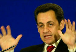Саркози допрашивает французская полиция по делу о коррупции