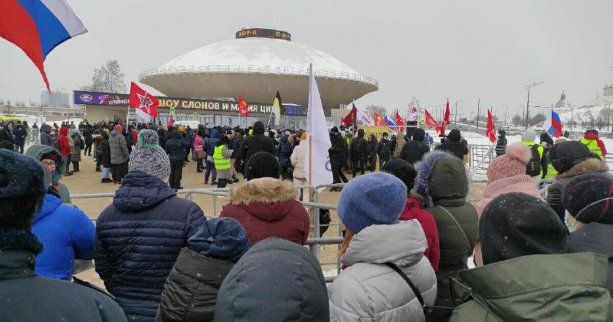 Житель Казани потребовал компенсации от организаторов разрешенного митинга