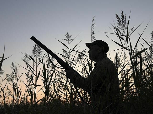 В Амурской области осужден охотник, застреливший рыбака вместо косули