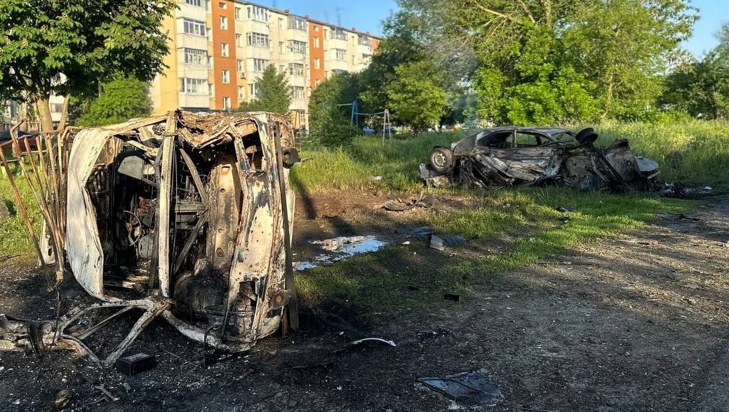 Четыре человека пострадали при обстреле Шебекино в Белгородской области
