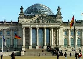 Немецкая партия АдГ обещает внести в бундестаг резолюцию об отмене санкций