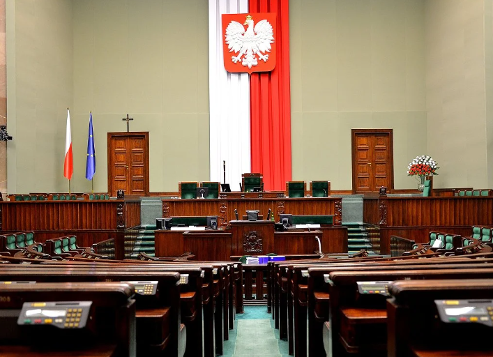 Запрет на заочные выборы президента будет грозить Польше политическим кризисом