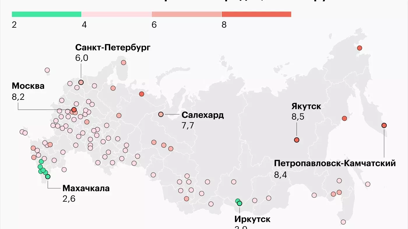 Красным помечены регионы, в которых за ЖКХ в среднем платят 8 тыс. руб. и выше. Оранжевый - 6 тыс. рублей. Розовый - 4 тыс. руб. Зеленый - 2 тыс. руб. 