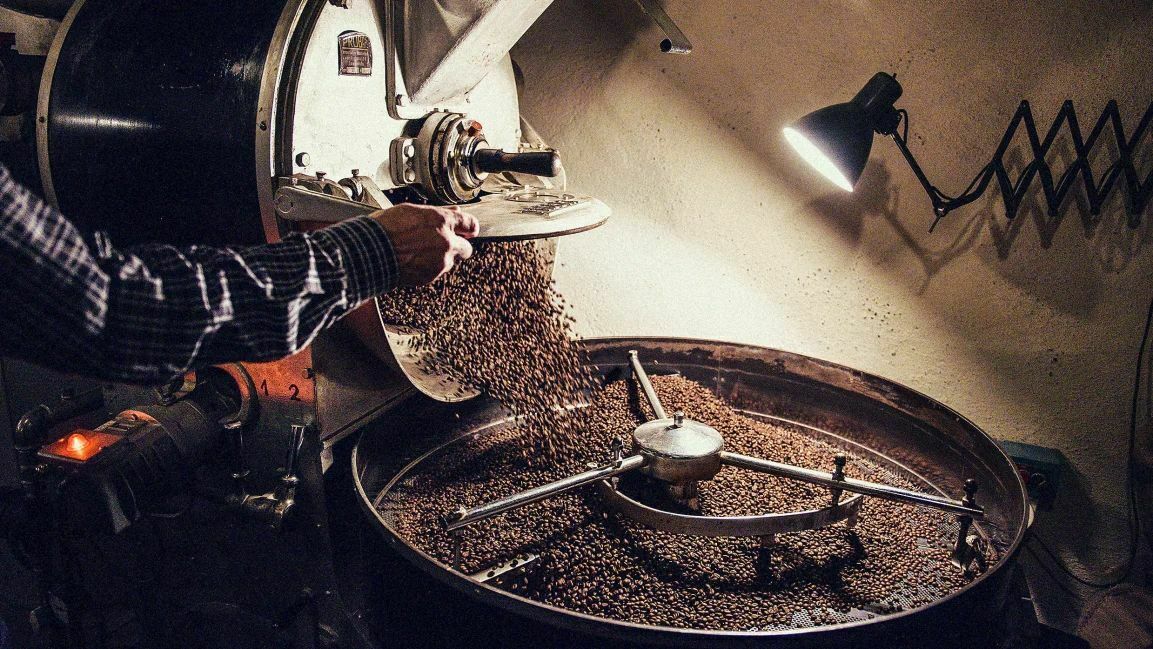 Стоимость кофе достигла почти десятилетнего максимума