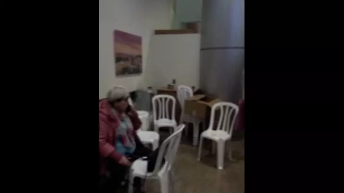 Комната для задержанных в аэропорту Бен-Гурион