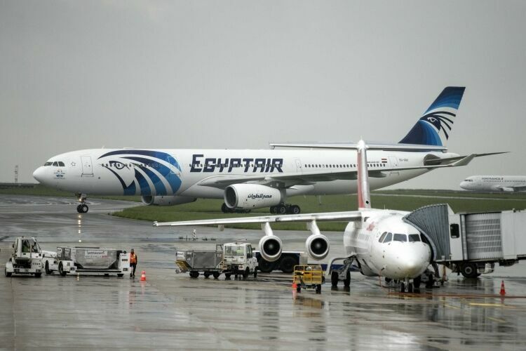 Найден бортовой самописец рухнувшего самолета А320 компании EgyptAir