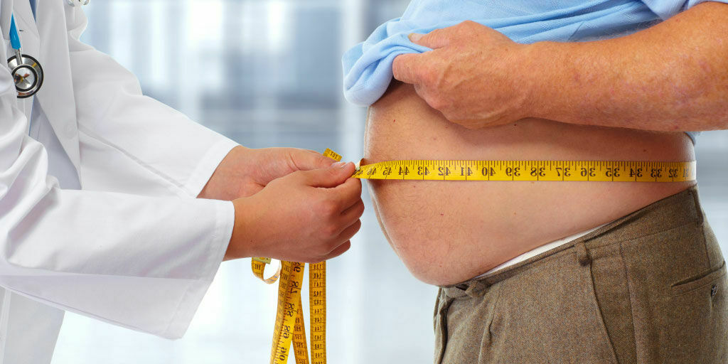 В Великобритании начали бороться с лишним весом, чтобы снизить риск заражения COVID