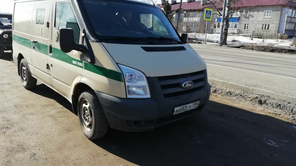 В Казани бездомный угнал и сжег инкассаторскую машину