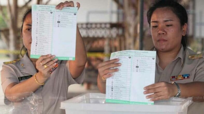На парламентских выборах в Таиланде побеждает антивоенная оппозиция