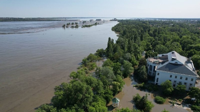 Минные поля оказались подтоплены после разрушения Каховской ГЭС