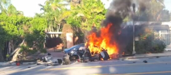 Два школьника заживо сгорели в электромобиле