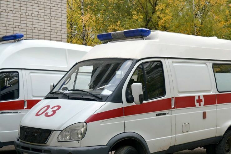 Подросток в Новосибирске выжил, упав с 23 этажа