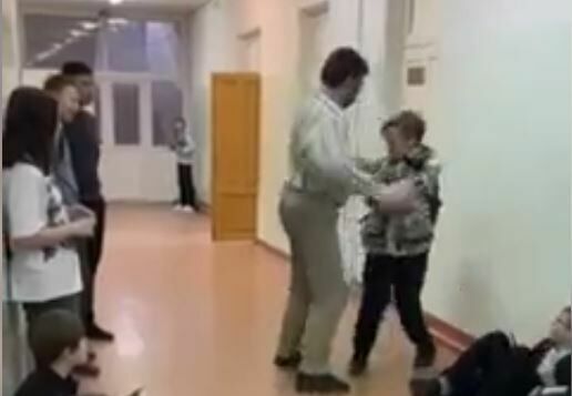В Дзержинске уволили преподавателя, который ударил семиклассника