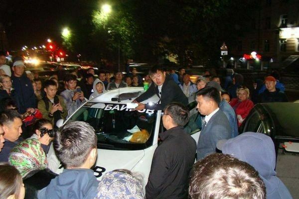 Жители Улан-Удэ протестуют, требуя перевыборы мэра