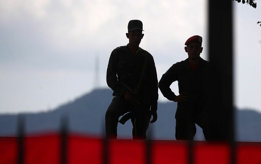 Военные специалисты "Ростеха" покидают Венесуэлу