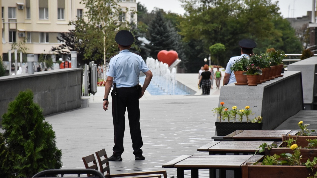 В Петербурге пригрозили отключить фонтаны в день ВДВ