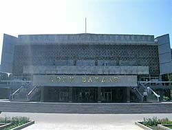 Дворник взорвал дворец президента Таджикистана