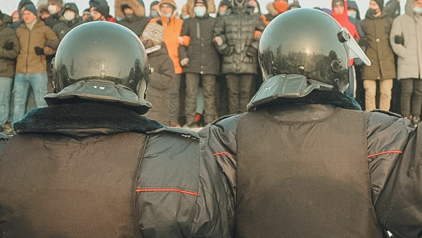 В Тбилиси возобновилась акция протеста против закона об иноагентах