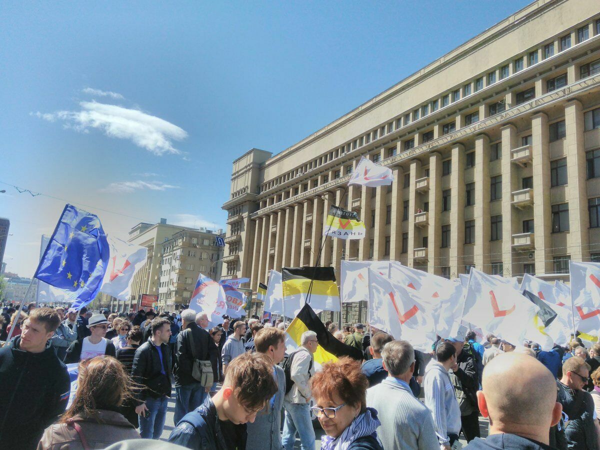 В Москве проходит митинг оппозиции в годовщину событий на Болотной площади