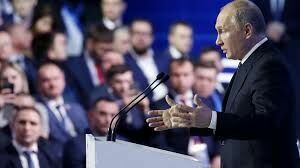 Путин пообещал господдержку  позитивным материалам в интернете
