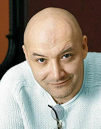 Актер Максим Суханов