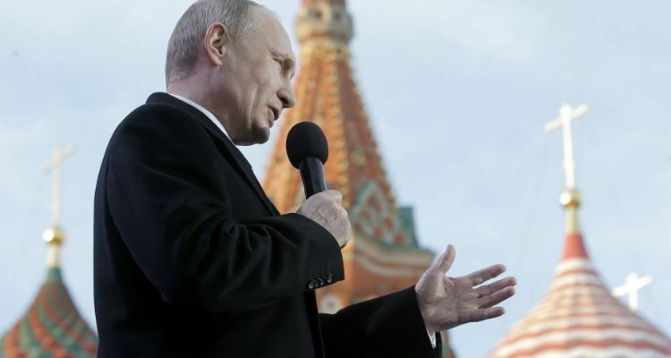 Путин выступил с речью на концерте в честь годовщины присоединения Крыма к РФ