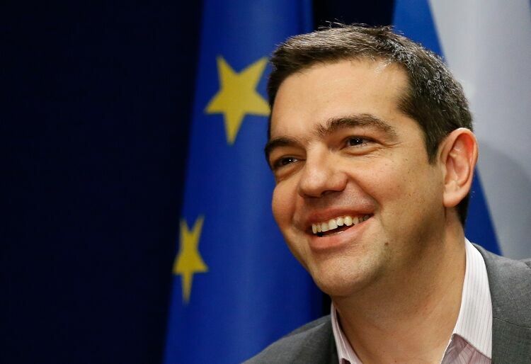 Премьер Греции Ципрас потребовал от Меркель денег для выплаты долга