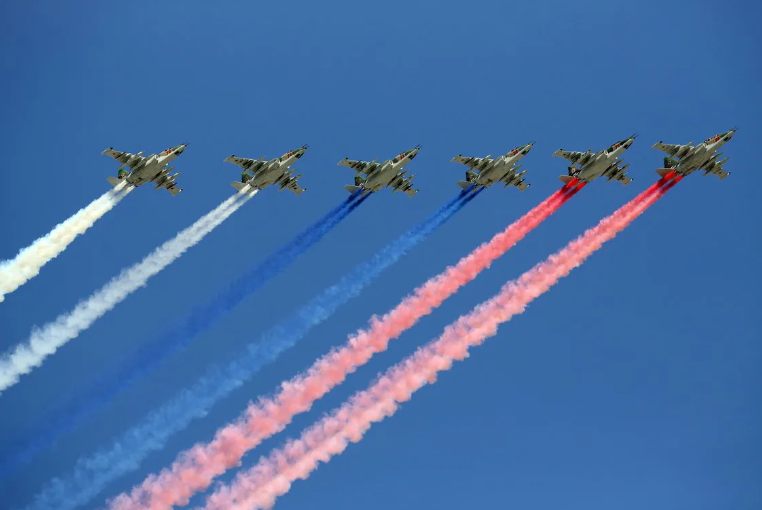 Воздушный парад в Москве 9 мая: онлайн-трансляция