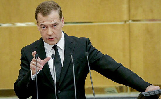 Медведев назвал Навального "лживым проходимцем"