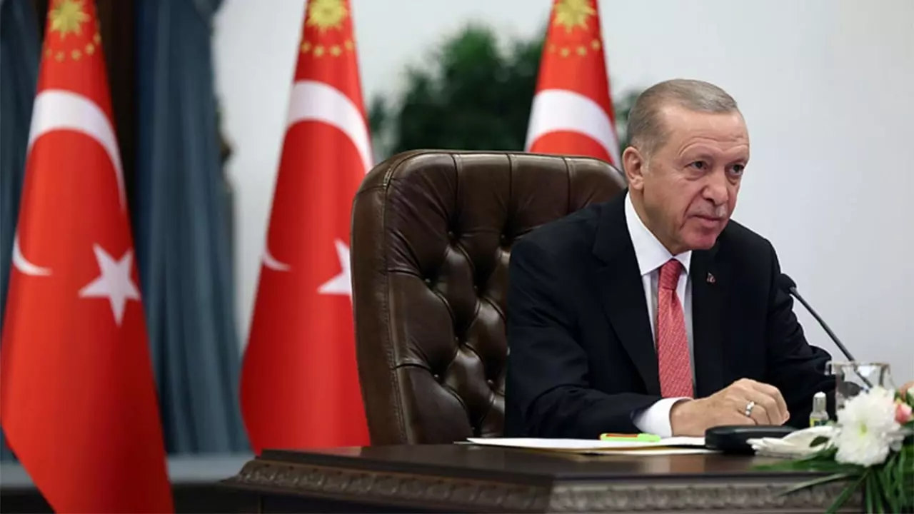 Президент Турции Эрдоган подписал указ об отмене безвизового режима с Таджикистаном