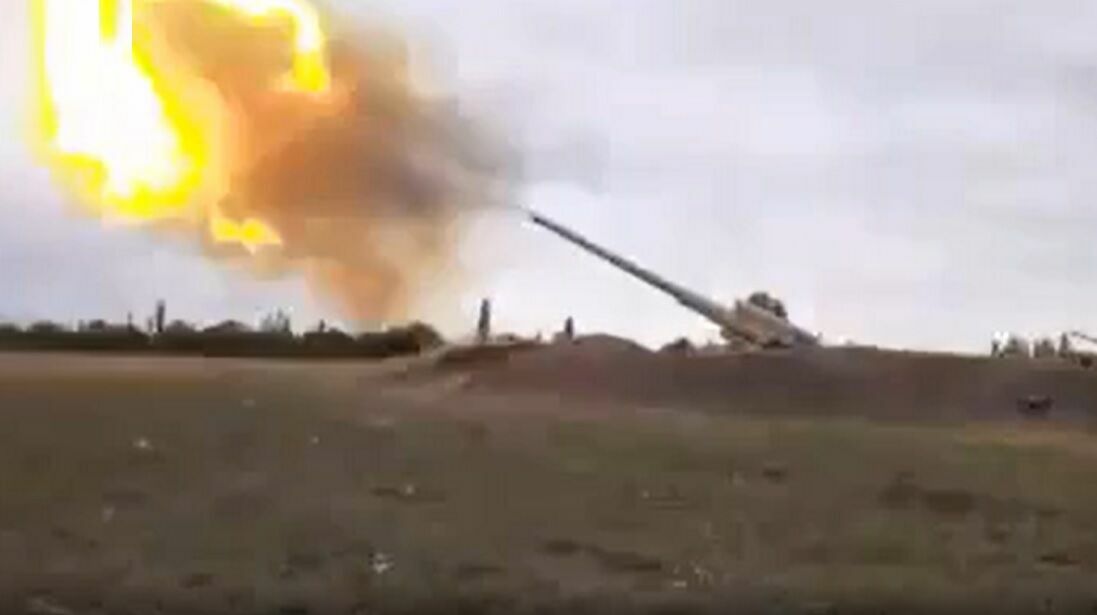 Азербайджан начал применять в Карабахе разрушительную крупнокалиберную артиллерию