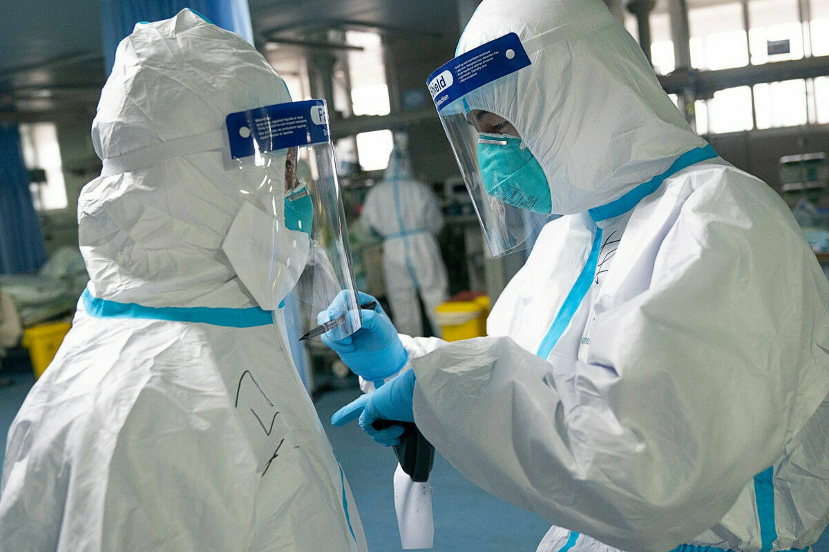 Эксперт Минздрава определил срок появления коронавируса в России
